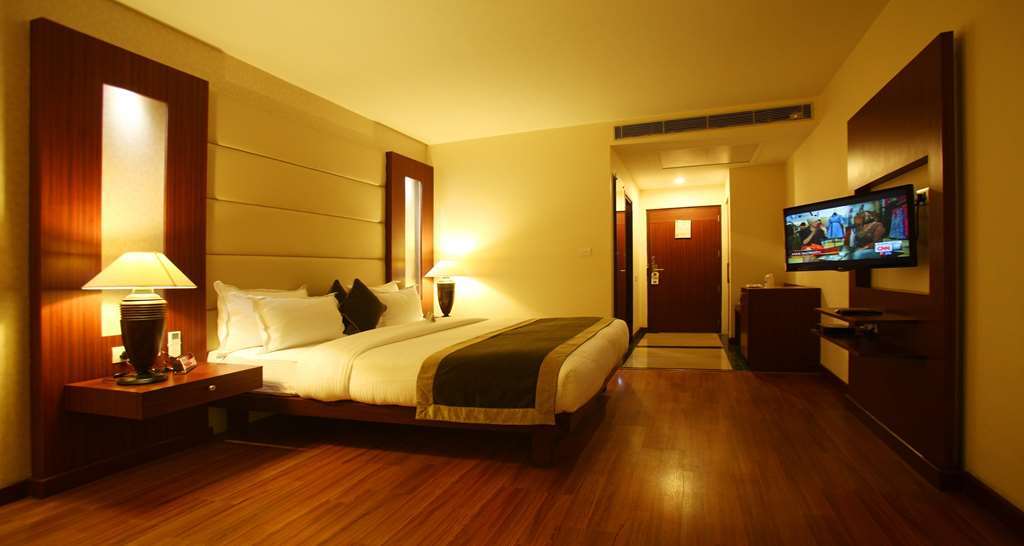 Continent Nakodar Hotel & Resorts Стая снимка