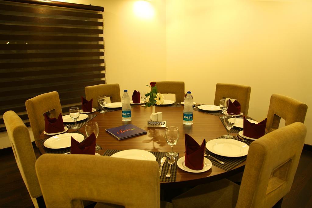 Continent Nakodar Hotel & Resorts Екстериор снимка