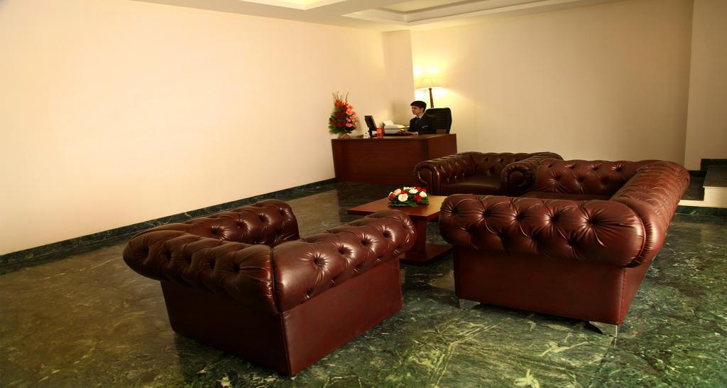 Continent Nakodar Hotel & Resorts Екстериор снимка